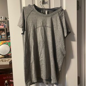 Size 12 Lululemon swiftly tech short sleeve